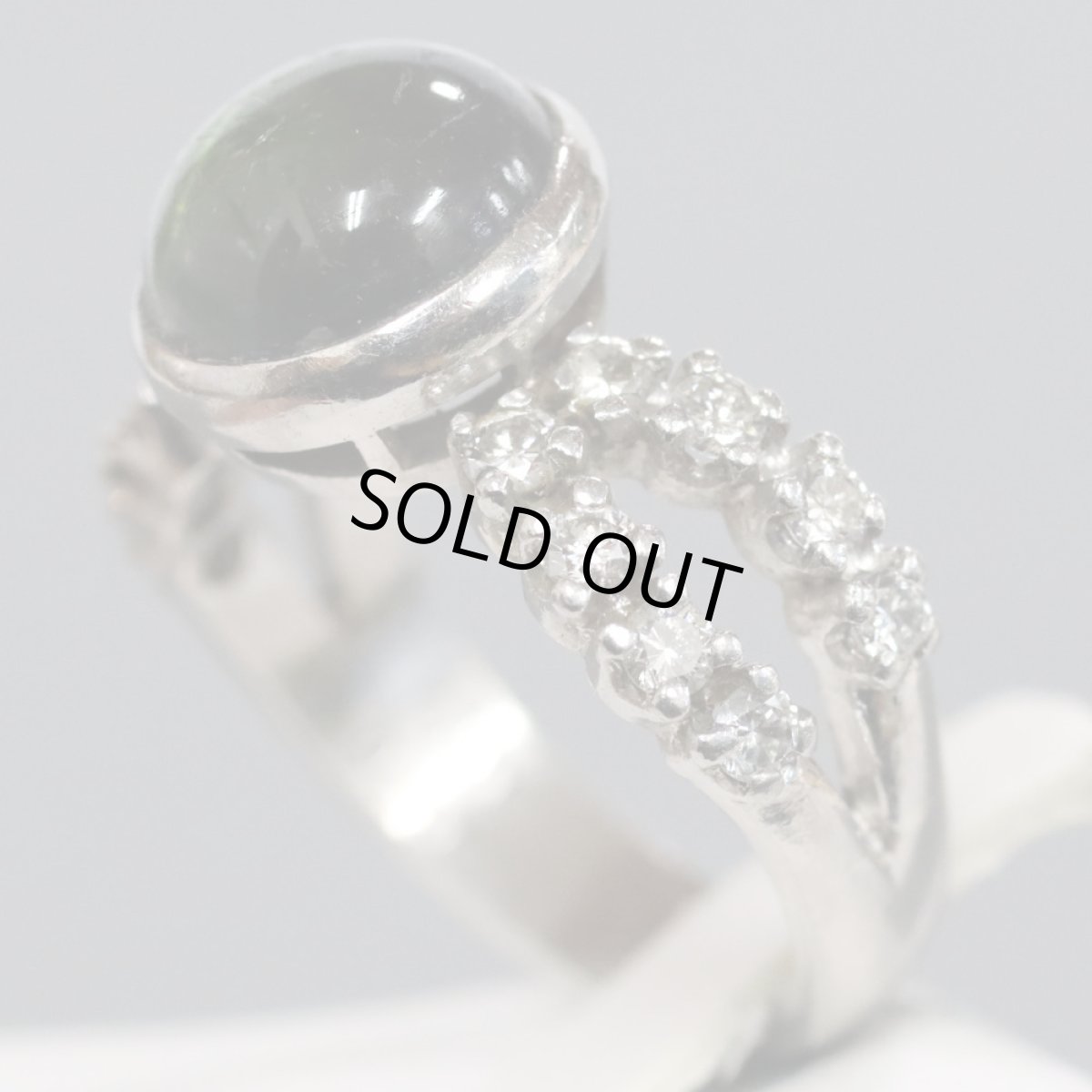 画像2: Pt900グリーントルマリンキャッツアイリング T4.01 D0.57 8.3g #14.5 (2)