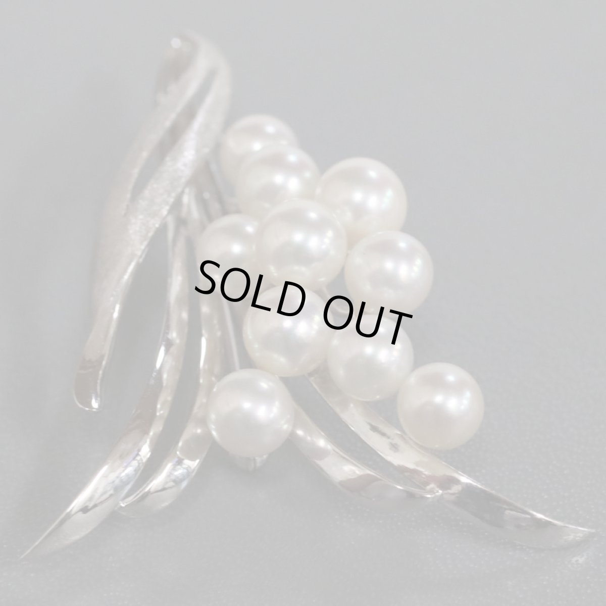 画像2: ミキモト K14WGパールブローチ 13.4g (2)