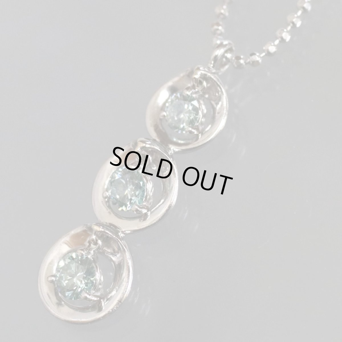 画像2: K18WGダイヤモンドネックレス D0.30 3.3g (2)