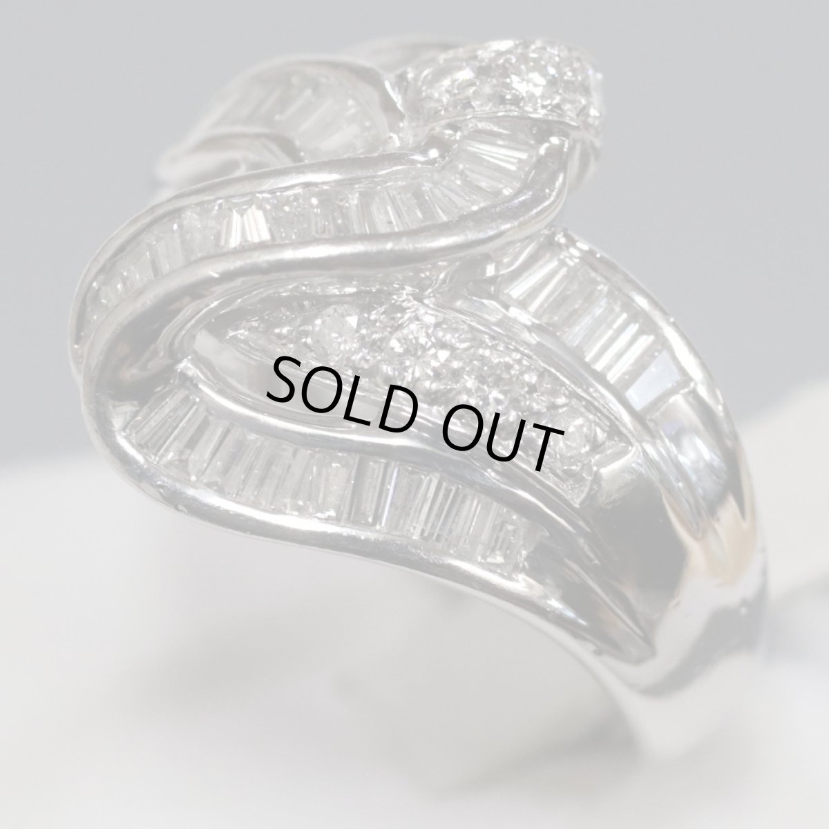 画像2: Pt900ダイヤモンドリング D0.89 D0.14 10.7g #14 (2)