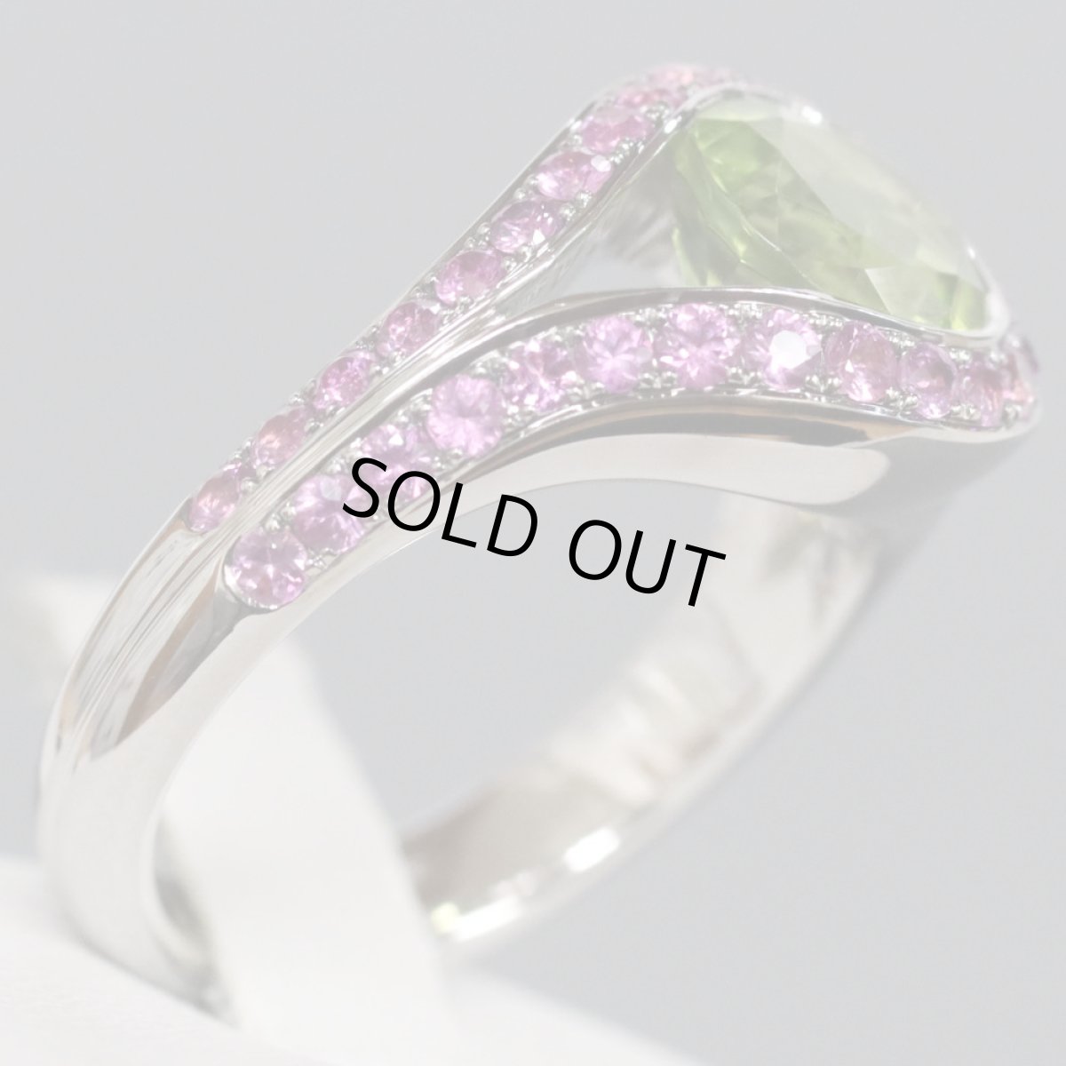 画像6: クイーンジュエリー 750ペリドットピンクサファイアリング Pe2.42 PS0.98 8.3g #13 (6)