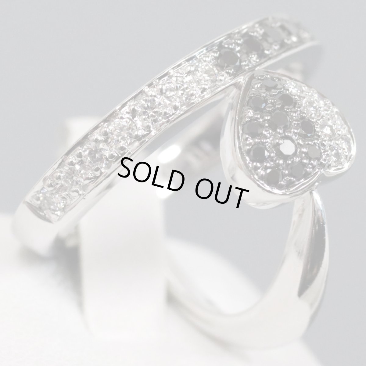 画像2: カラチ K18WGブラックダイヤモンド/ダイヤモンドリング BkD0.27 D0.22 8.5g 約#13 (2)