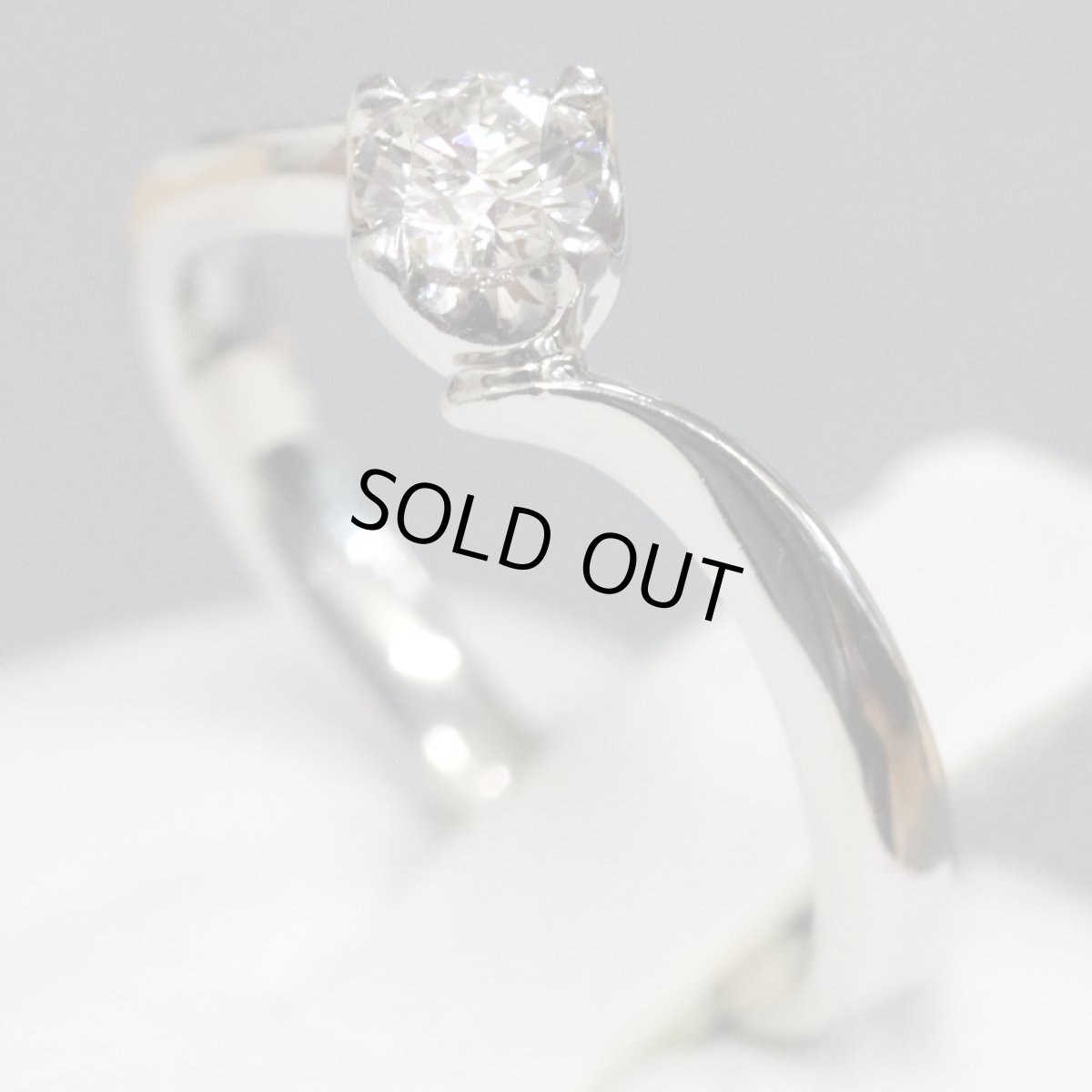 画像1: ヨンドシー Pt950ダイヤモンドリング D0.223 3.7g #8 (1)