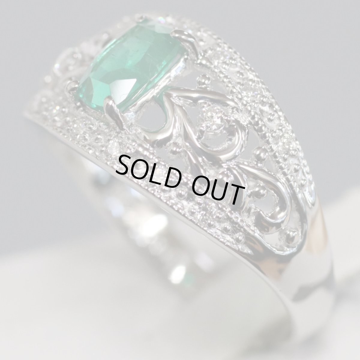 画像2: Pt900エメラルドダイヤモンドリング E0.61 D0.16 5.5g #18 (2)