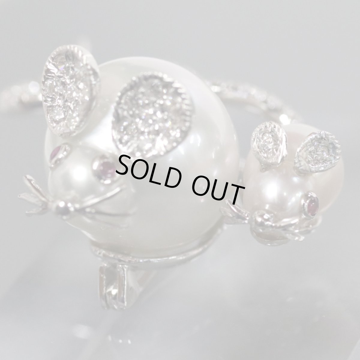 画像3: K18WGパールダイヤモンドルビーブローチ ネズミモチーフ 7.1g (3)