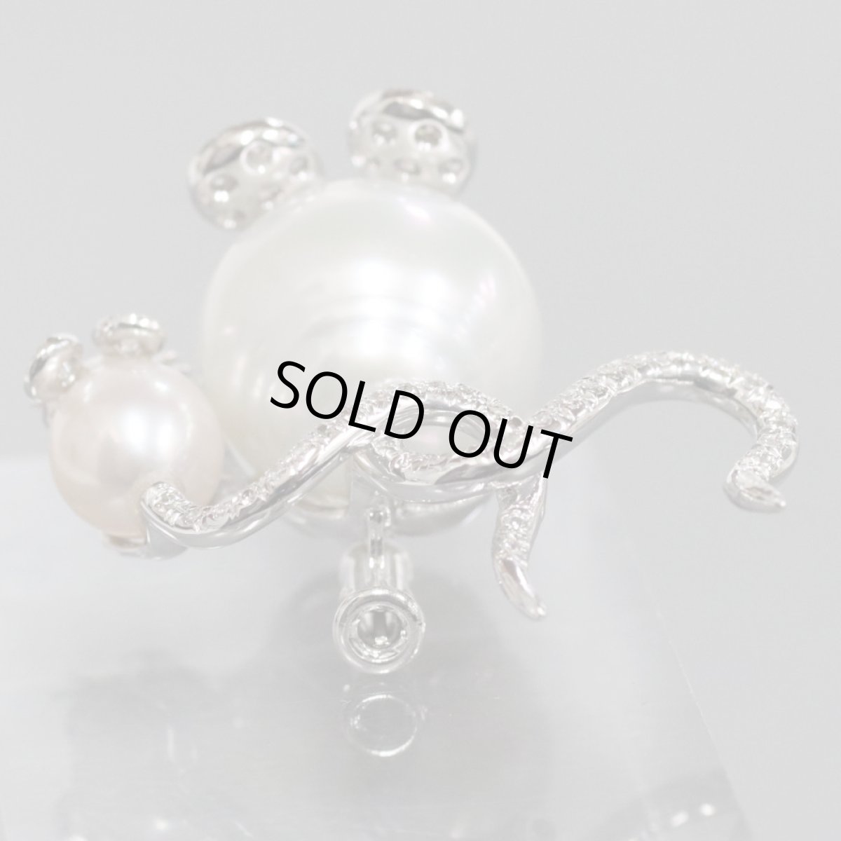 画像4: K18WGパールダイヤモンドルビーブローチ ネズミモチーフ 7.1g (4)