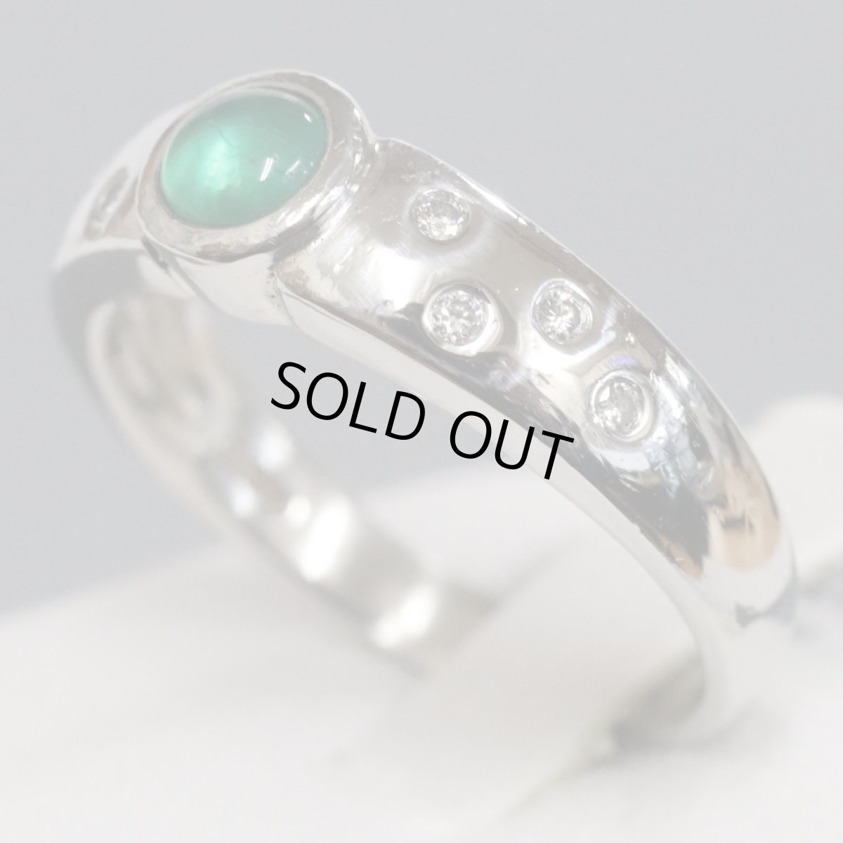 画像2: Pt900エメラルドダイヤモンドリング E0.43 D0.09 8.4g #16 (2)