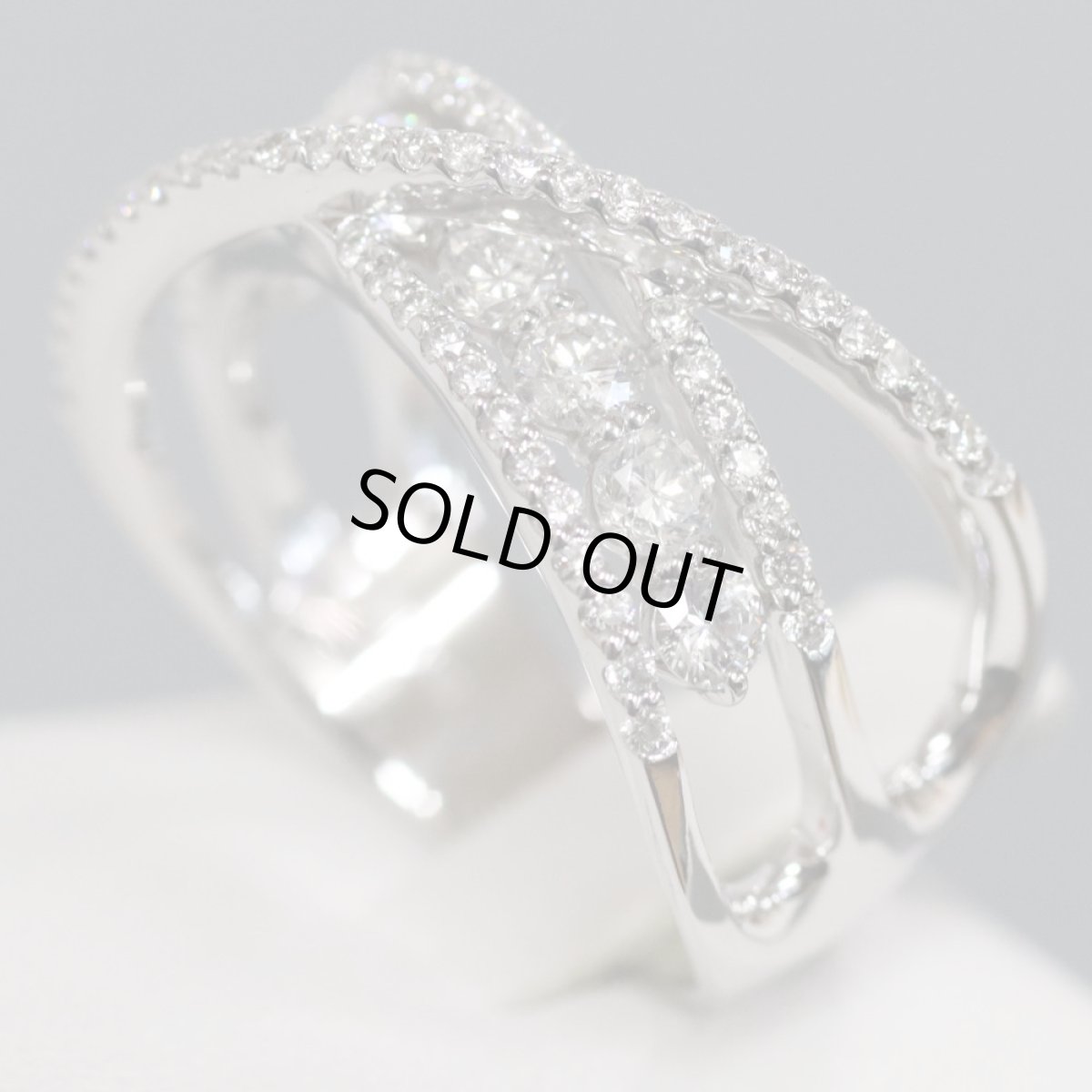 画像2: K18WGダイヤモンドリング D1.30 8.2g #17 (2)