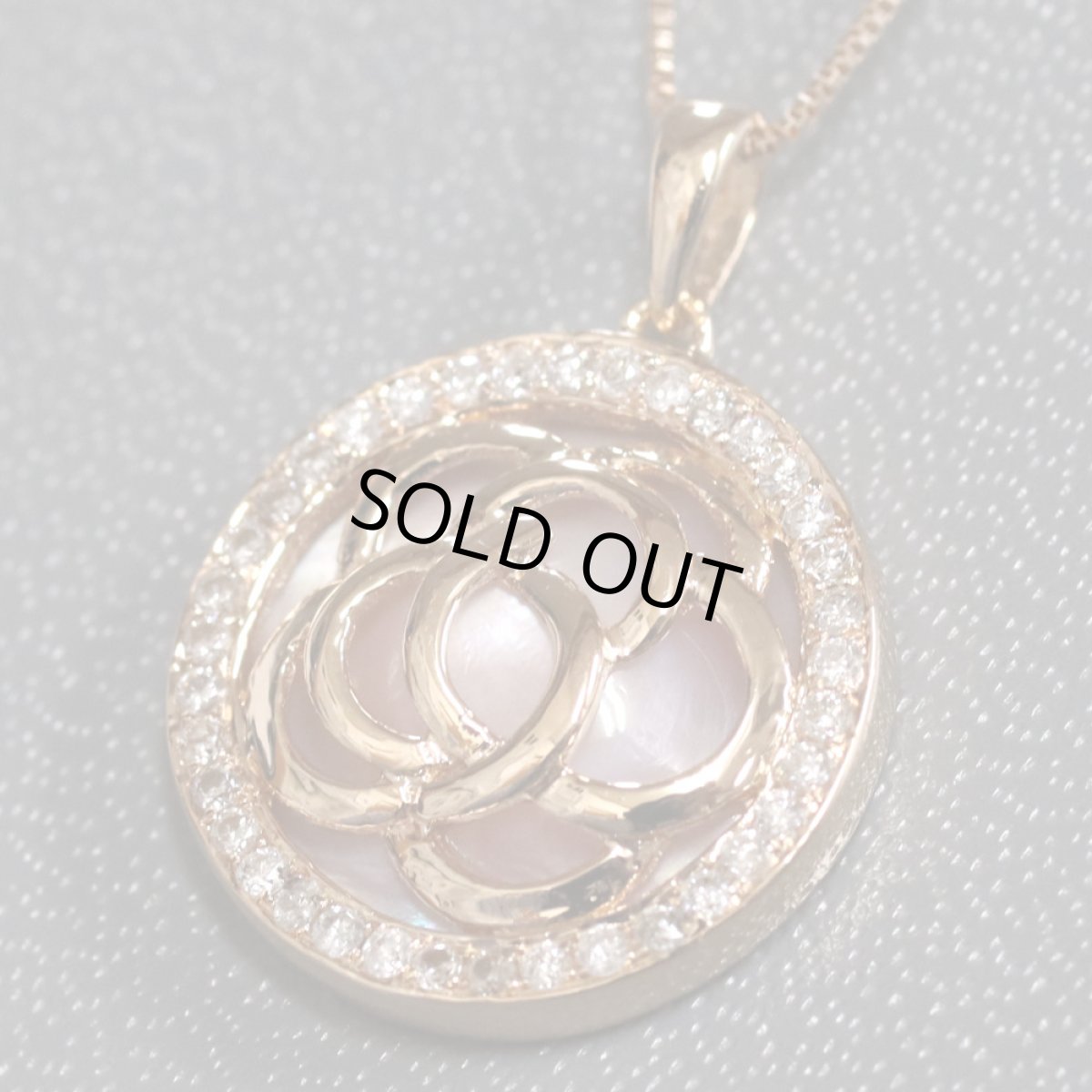 画像2: K18PGシェルダイヤモンドホワイトサファイアネックレス 6.0g (2)