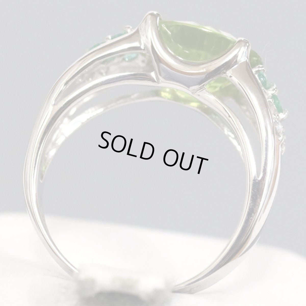 画像5: K18WGペリドットエメラルドダイヤモンドリング Pe2.00 E0.18 D0.10 4.7g #11 (5)