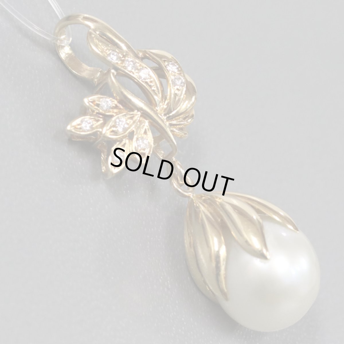 画像2: K18パールダイヤモンドペンダントトップ リーフモチーフ D0.11 7.0g (2)