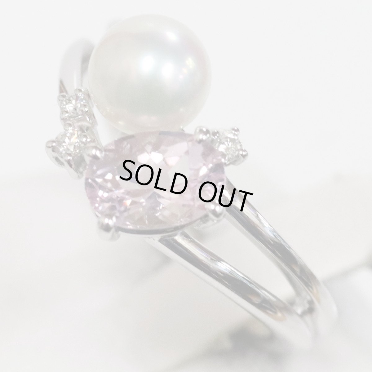 画像3: タサキ K18WGパールダイヤモンドリング 0.70 D0.04 5.8g #12 (3)