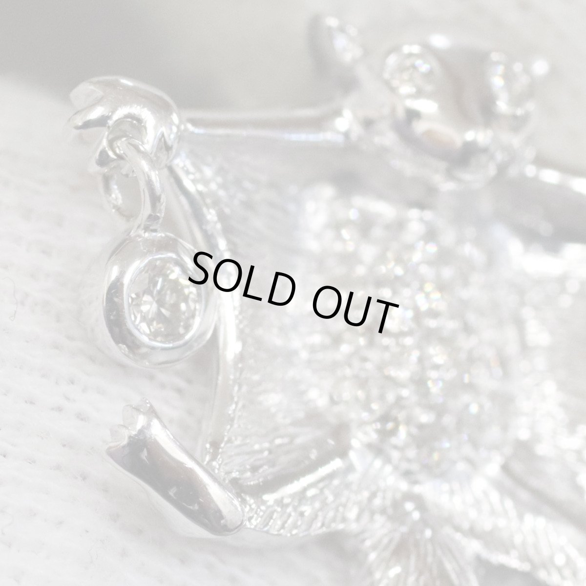 画像4: K18WGダイヤモンドピンブローチ モモンガモチーフ D0.20 4.8g (4)