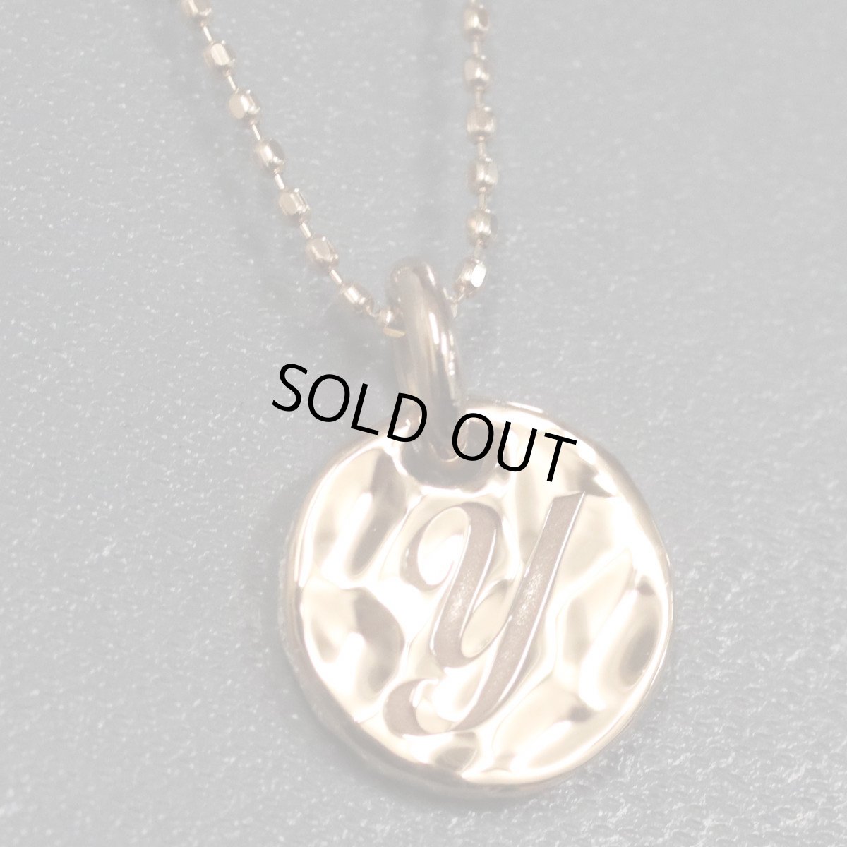 画像2: K18PGイニシャルコインペンダント Y 2.7g (2)