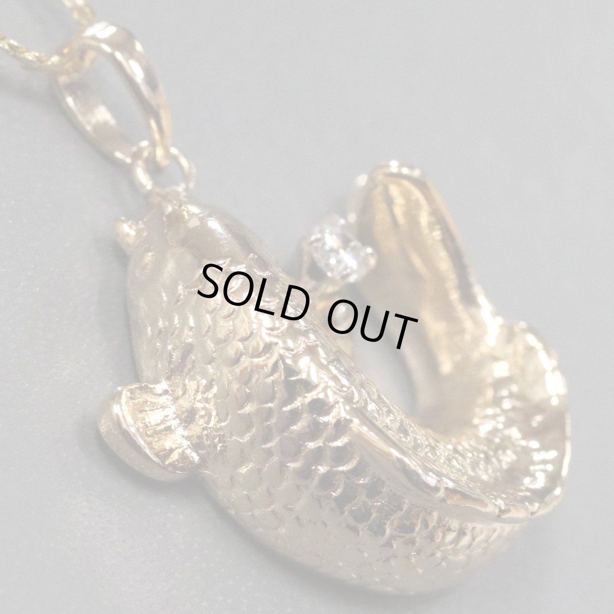 画像2: K18/Pt900ダイヤモンドペンダント 魚モチーフ D0.08 10.8g (2)