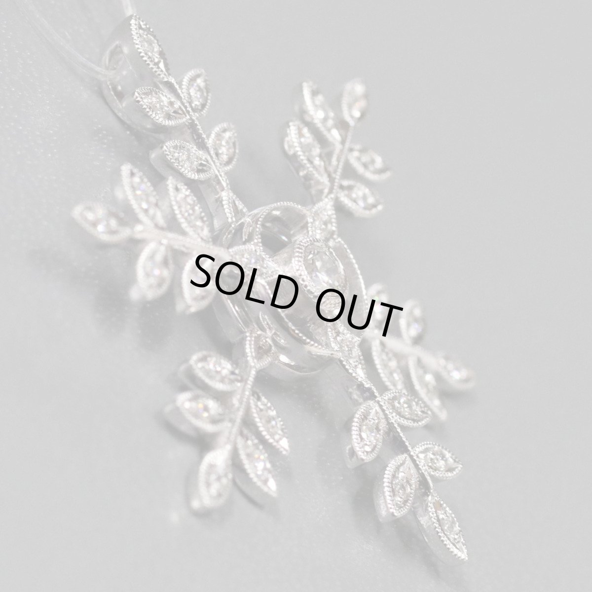 画像2: K18WGダイヤモンドペンダントトップ D0.50 7.5g (2)