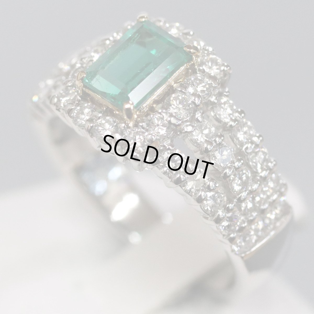 画像2: Pt900/K18エメラルドダイヤモンドリング E0.798 D1.19 10.6g #15弱 ソーティング (2)