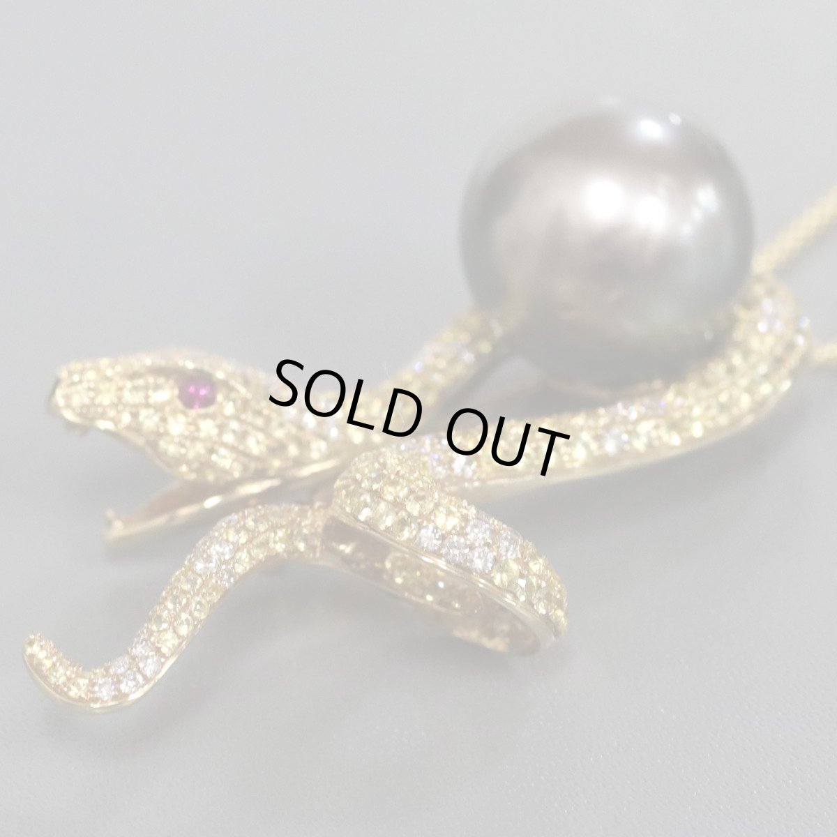 画像3: K18マルチカラーストーンダイヤモンドパールペンダント S3.20 D1.00 R0.10 20.2g 蛇モチーフ (3)