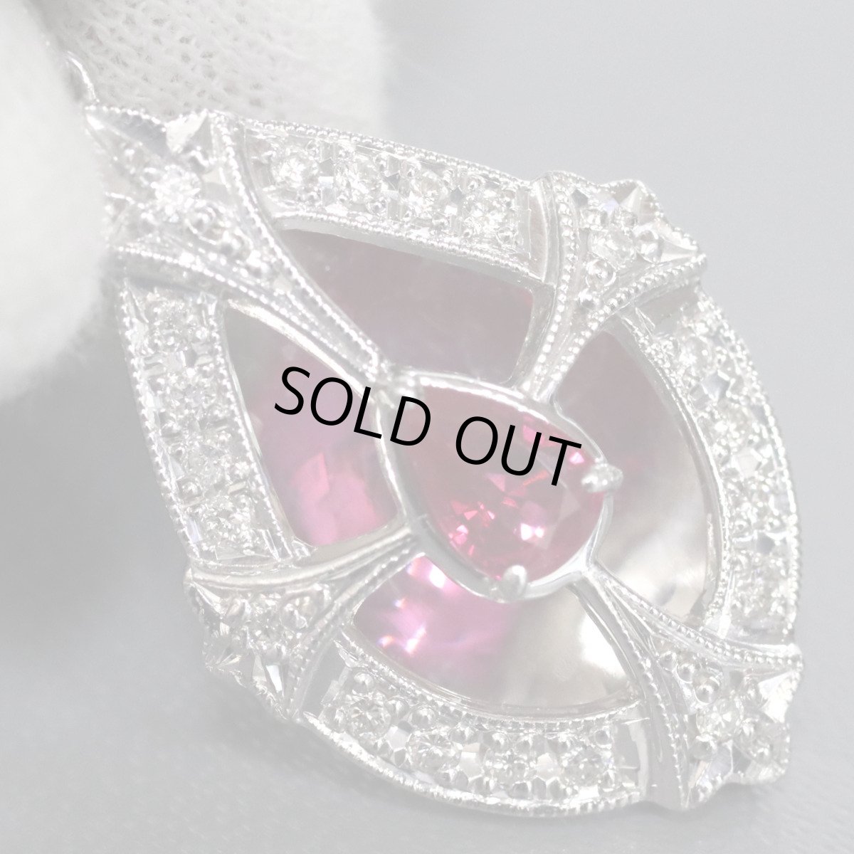 画像4: Pt900ルビーペンダントトップ R0.55 D0.23 8.4g (4)