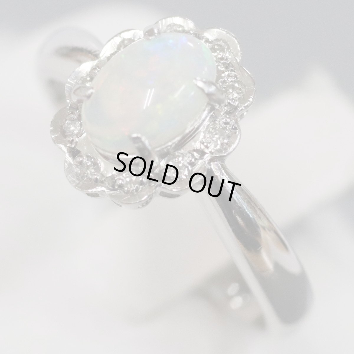 画像2: Pt900ホワイトオパールダイヤモンドリング 4.5g #11.5 (2)