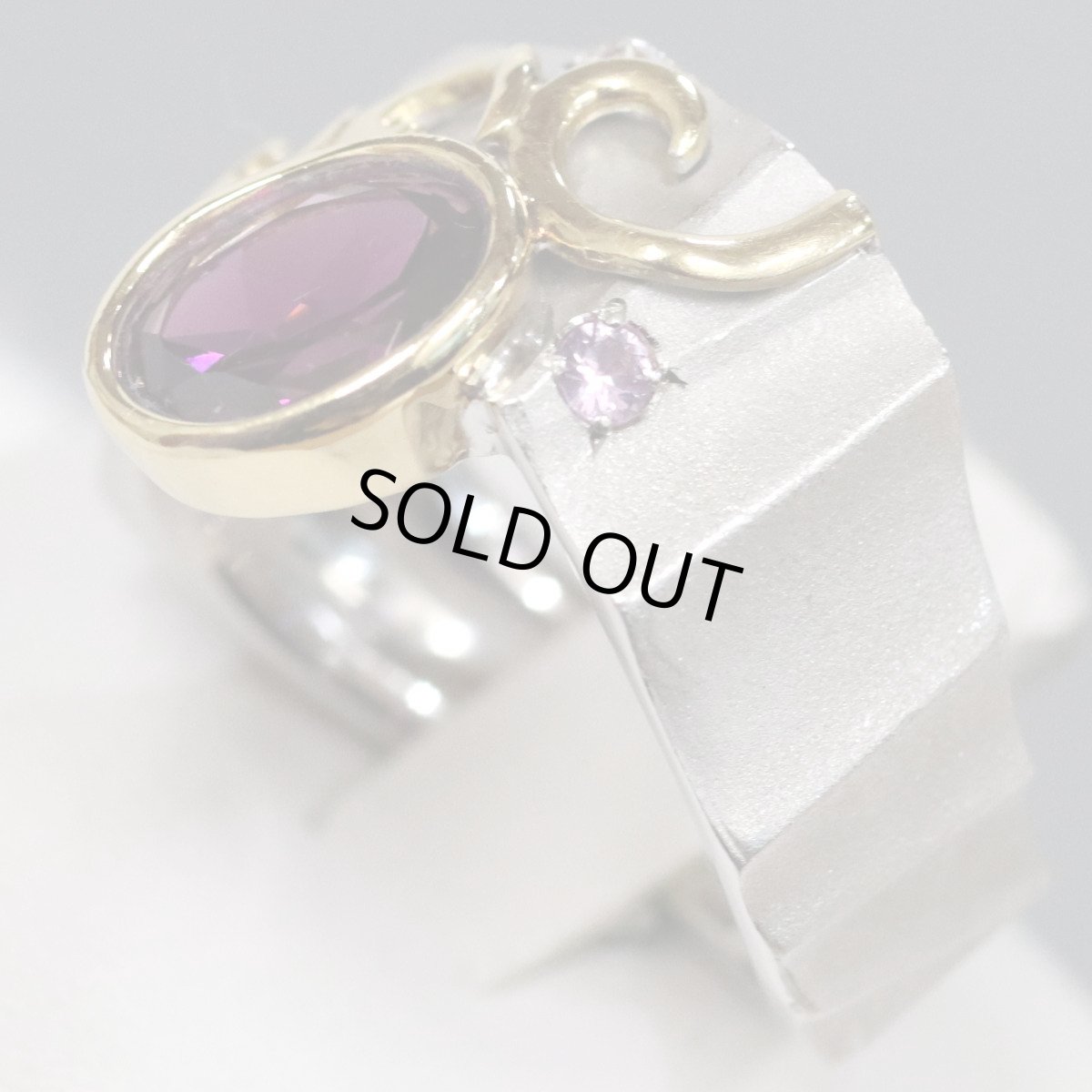 画像2: K18WG/K18ガーネットダイヤモンドリング G1.33 P0.05 D0.05 12.4g (2)