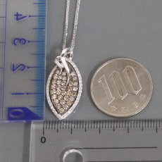 画像9: 750ダイヤモンドペンダント リーフモチーフ D0.95 5.9g (9)