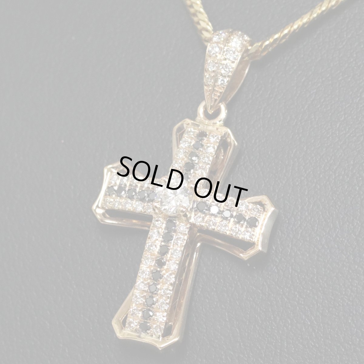 画像8: K18PGダイヤモンド/ブラックダイヤモンドペンダントトップ クロスモチーフ D0.20 D0.40 BkD0.18 3.9g (8)