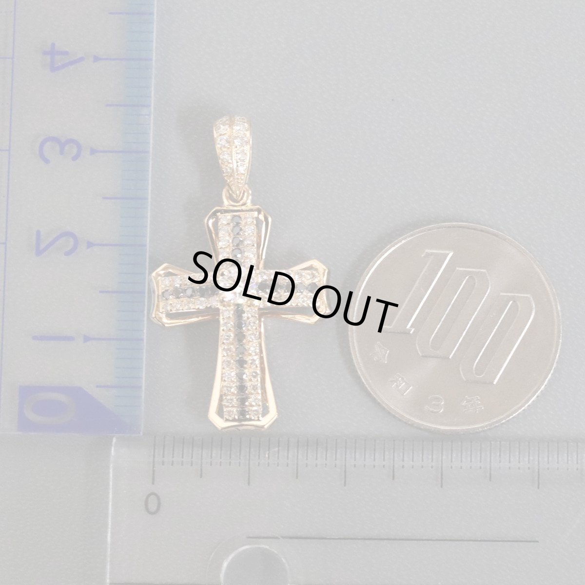 画像9: K18PGダイヤモンド/ブラックダイヤモンドペンダントトップ クロスモチーフ D0.20 D0.40 BkD0.18 3.9g (9)