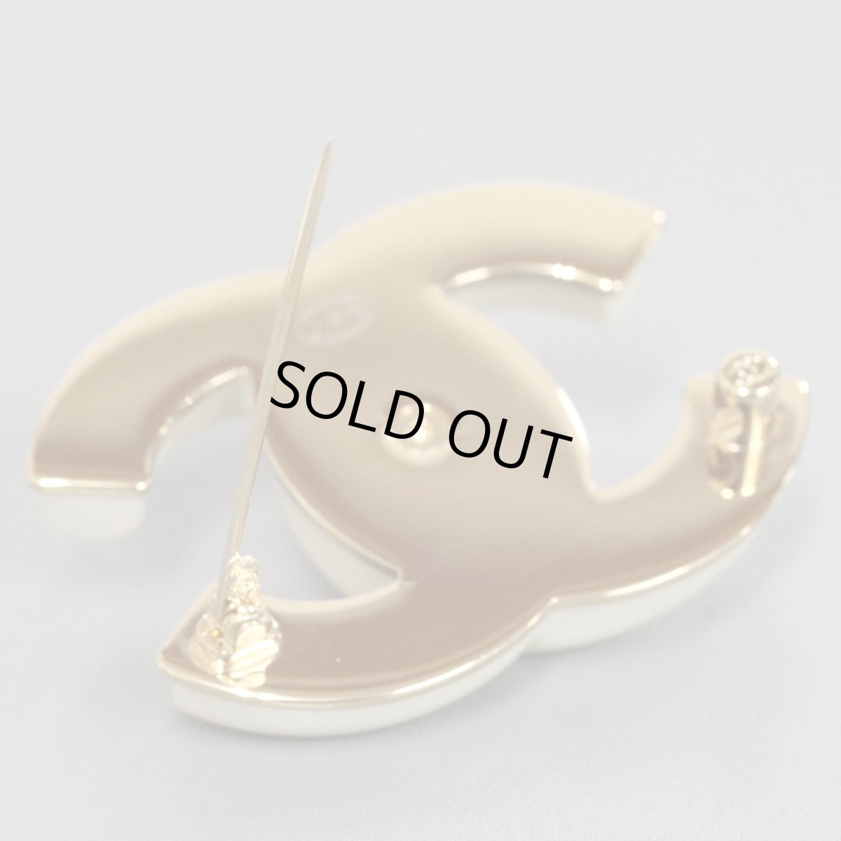 画像5: シャネル ココマーク フェイクシェル ターンロック ブローチ B24A 箱 (5)