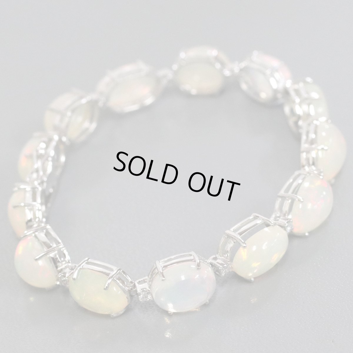 画像1: K18WGオパールダイヤモンドブレスレット O28.20 D0.45 17.4g 18cm (1)