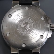 画像10: オリス アクイス スモールセコンドデイト(01 743 7733 4135-07 4 24 64EB) (10)