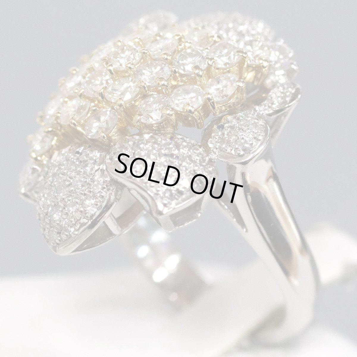 画像2: Pt900/K18ダイヤモンドリング フラワーモチーフ D2.30 13.7g #12.5 (2)