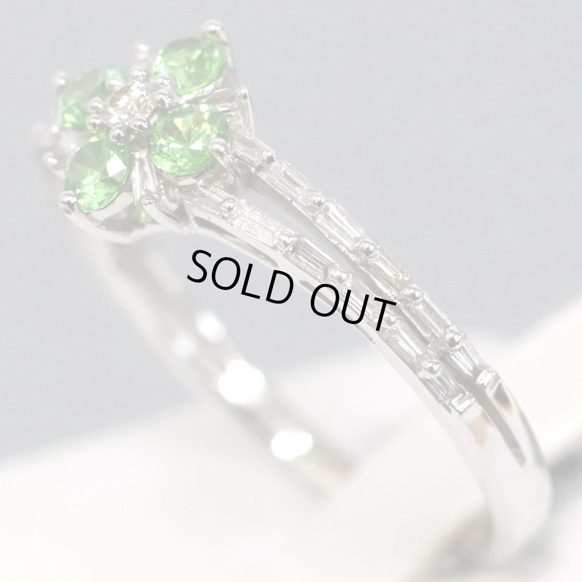 画像2: K18WGデマントイドガーネットダイヤモンドリング DG0.30 D0.18 2.9g #15 (2)