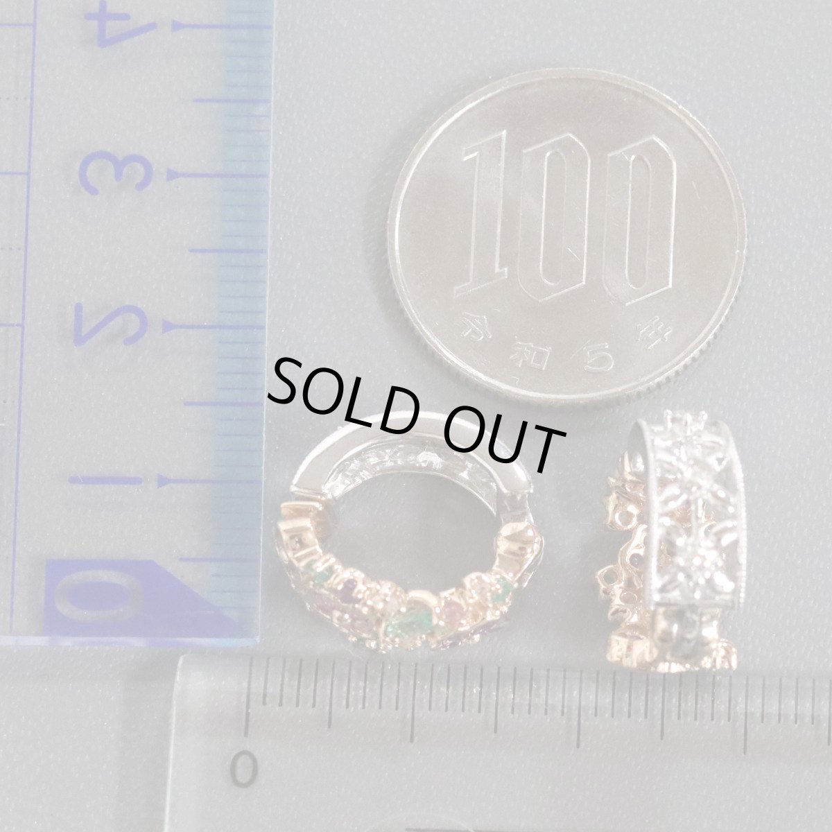 画像9: K18PG/WGマルチカラーストーンピアリング 0.10 E0.08 SP0.10 S0.08 M0.07 D0.05 6.8g (9)