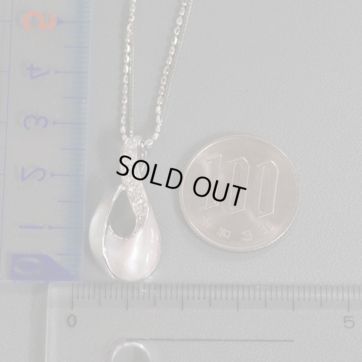 画像9: ルシオラ K18WGピンクシェルダイヤモンドペンダント D0.20 9.7g AJ付50cm 保証書 (9)