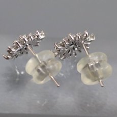 画像2: K18WGダイヤモンドピアス D0.15×2 1.3g(キャッチ抜き) (2)