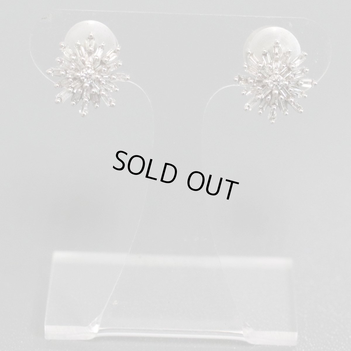 画像3: K18WGダイヤモンドピアス D0.15×2 1.3g(キャッチ抜き) (3)