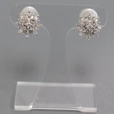 画像3: K18WGダイヤモンドピアス D0.15×2 1.3g(キャッチ抜き) (3)