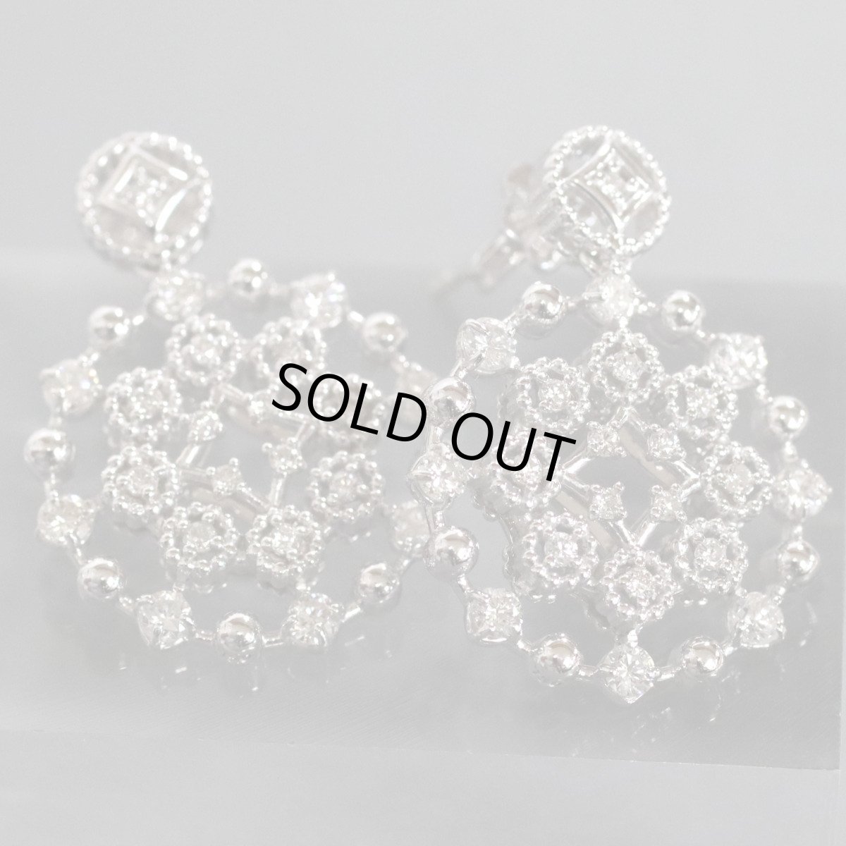 画像1: 750ダイヤモンドピアス D0.38×2 5.8g (1)