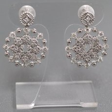 画像3: 750ダイヤモンドピアス D0.38×2 5.8g (3)