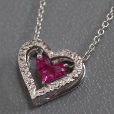 画像1: スタージュエリー ミステリアスハート K18WGルビーネックレス R0.13 1.9g 40cm (1)