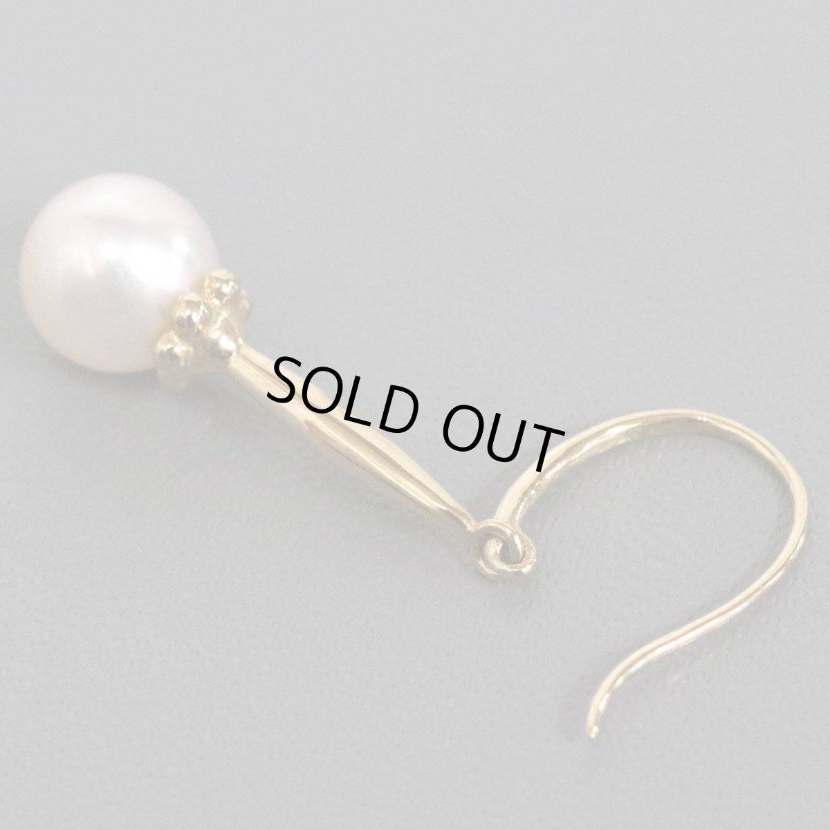 画像2: K18パールピアス 3.4g (2)