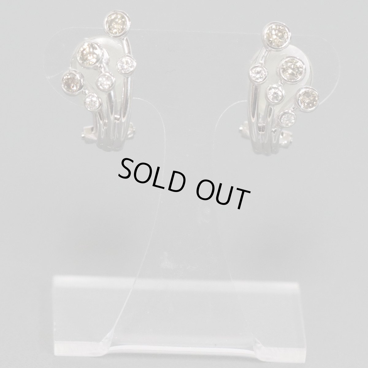 画像2: カシケイ K14WG/K18WGダイヤモンドイヤリング D0.35 D0.12 5.3g (2)