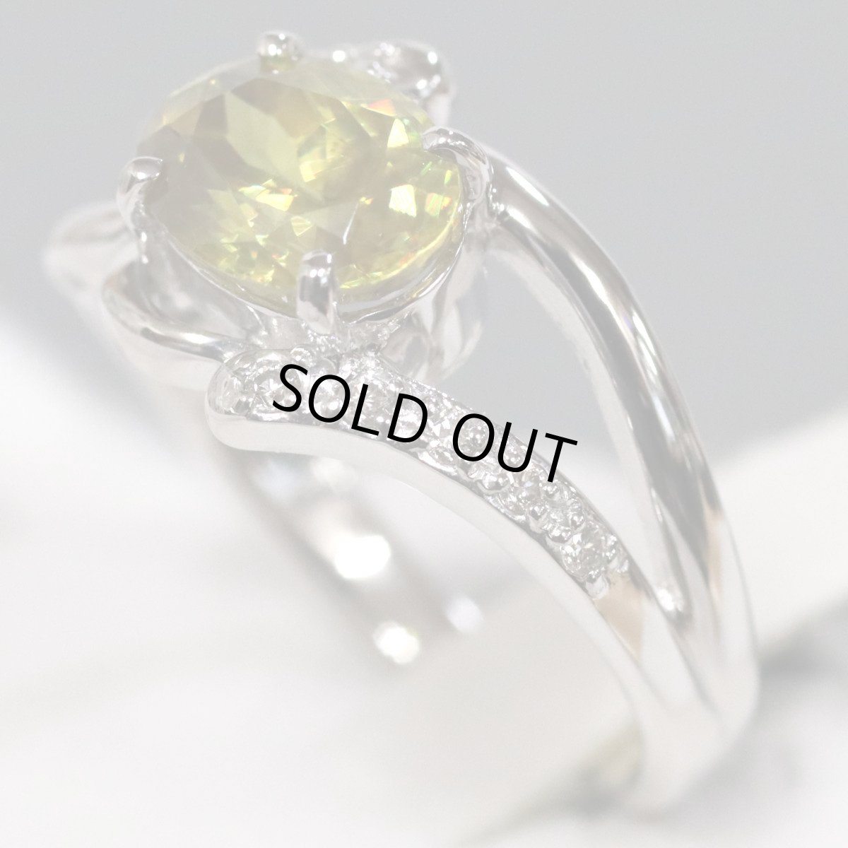 画像2: K18WGスフェーンダイヤモンドリング S1.67 D0.08 4.9g #12 (2)