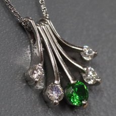 画像2: K18WG/Pt900デマントイドガーネットダイヤモンドペンダント DG0.29 D0.32 4.7g AJ付45cm (2)