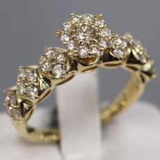 画像1: K18ダイヤモンドリング フラワーモチーフ D1.00 5.0g #12 (1)