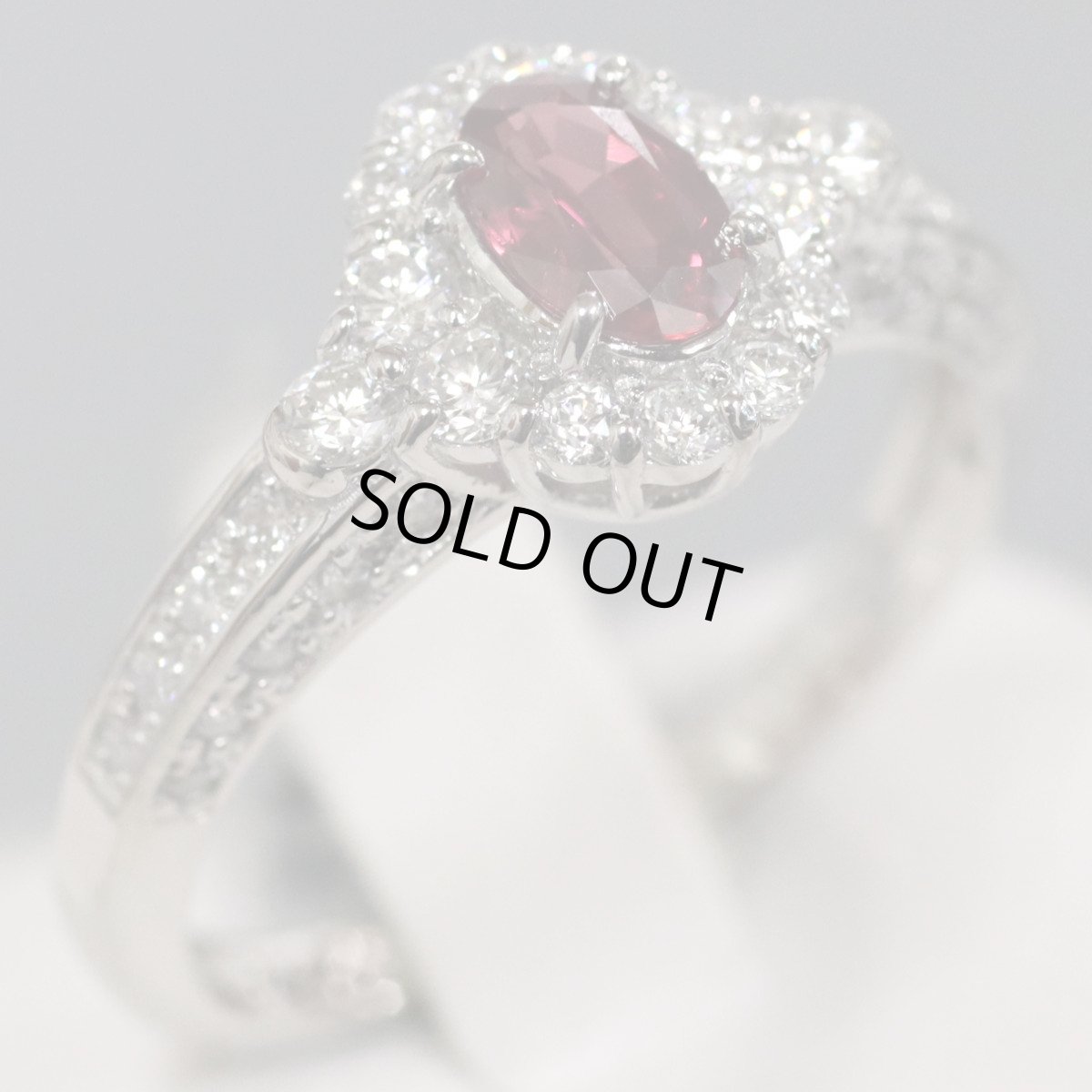 画像1: Pt900ダイヤモンド非加熱ピジョンブラッドルビーリング R0.48 D0.54 4.6g #12 AIGS鑑別書 (1)