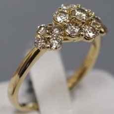 画像2: K18ダイヤモンドリング フラワーモチーフ D1.00 3.4g #13 (2)