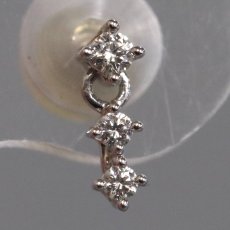 画像4: タサキ 750ダイヤモンドピアス D0.05×2 キャッチ込み0.7g (4)
