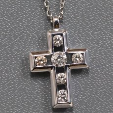 画像1: ヴァンドーム K18WGダイヤモンドネックレス クロスモチーフ D0.32 4.3g 43cm (1)
